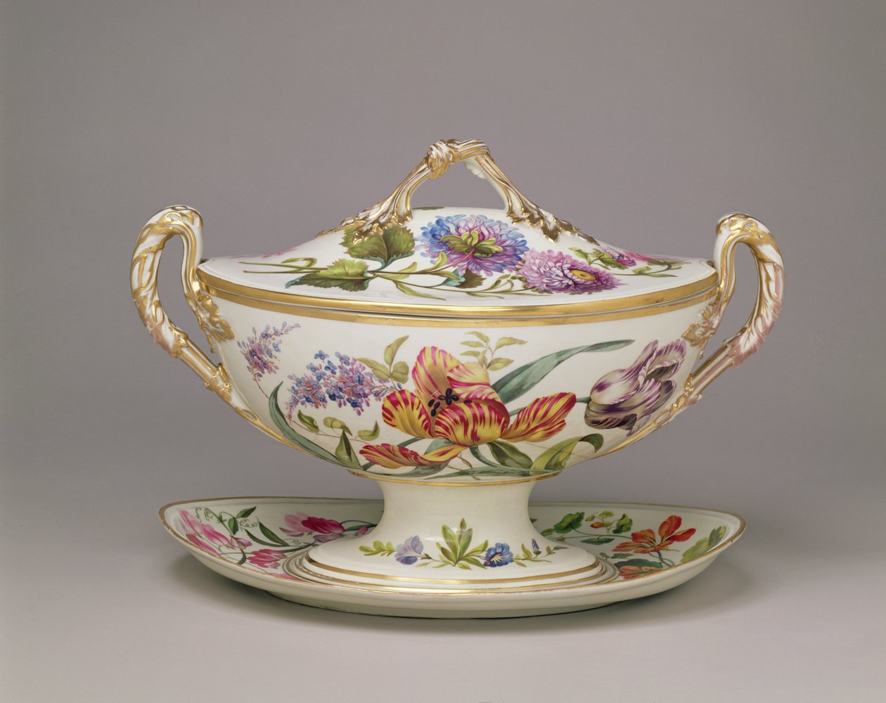 Krytá mísa (porcelán) od French School