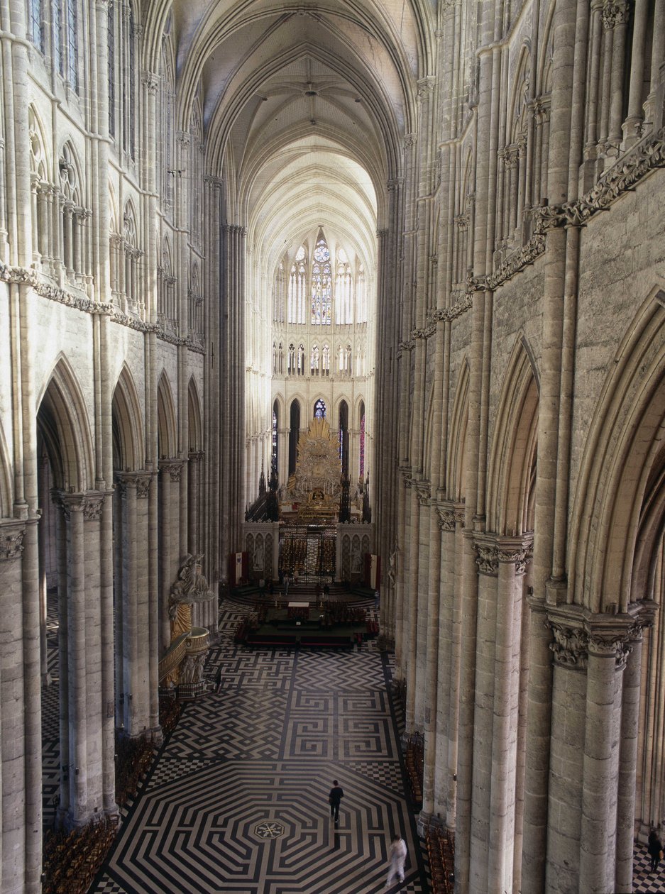 Katedrála v Amiens: interiér (Sum 80) od French School