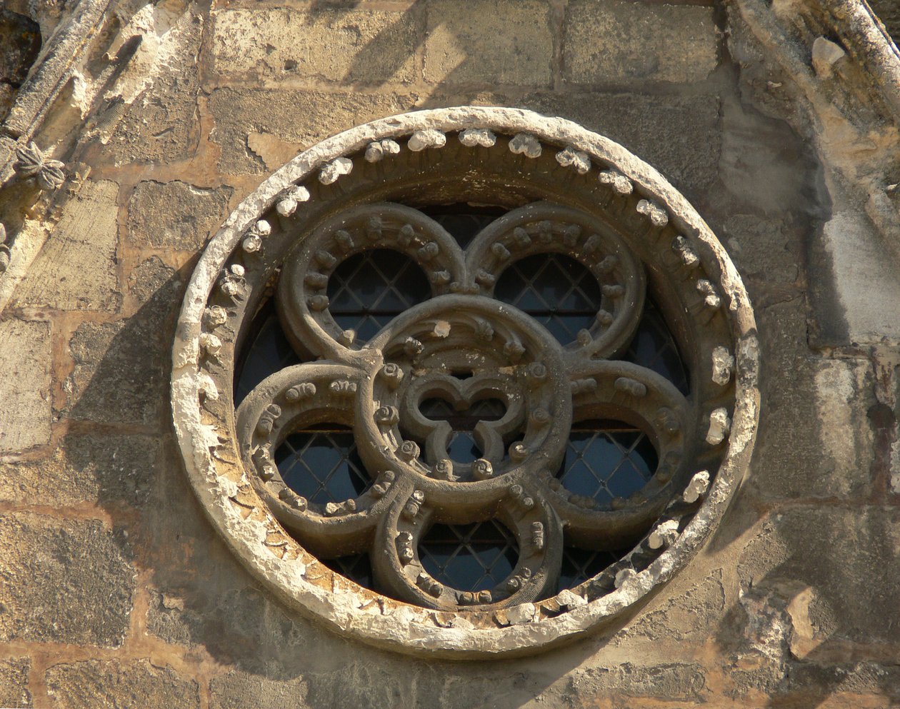 Zobrazující rozetu na západní fasádě od French School