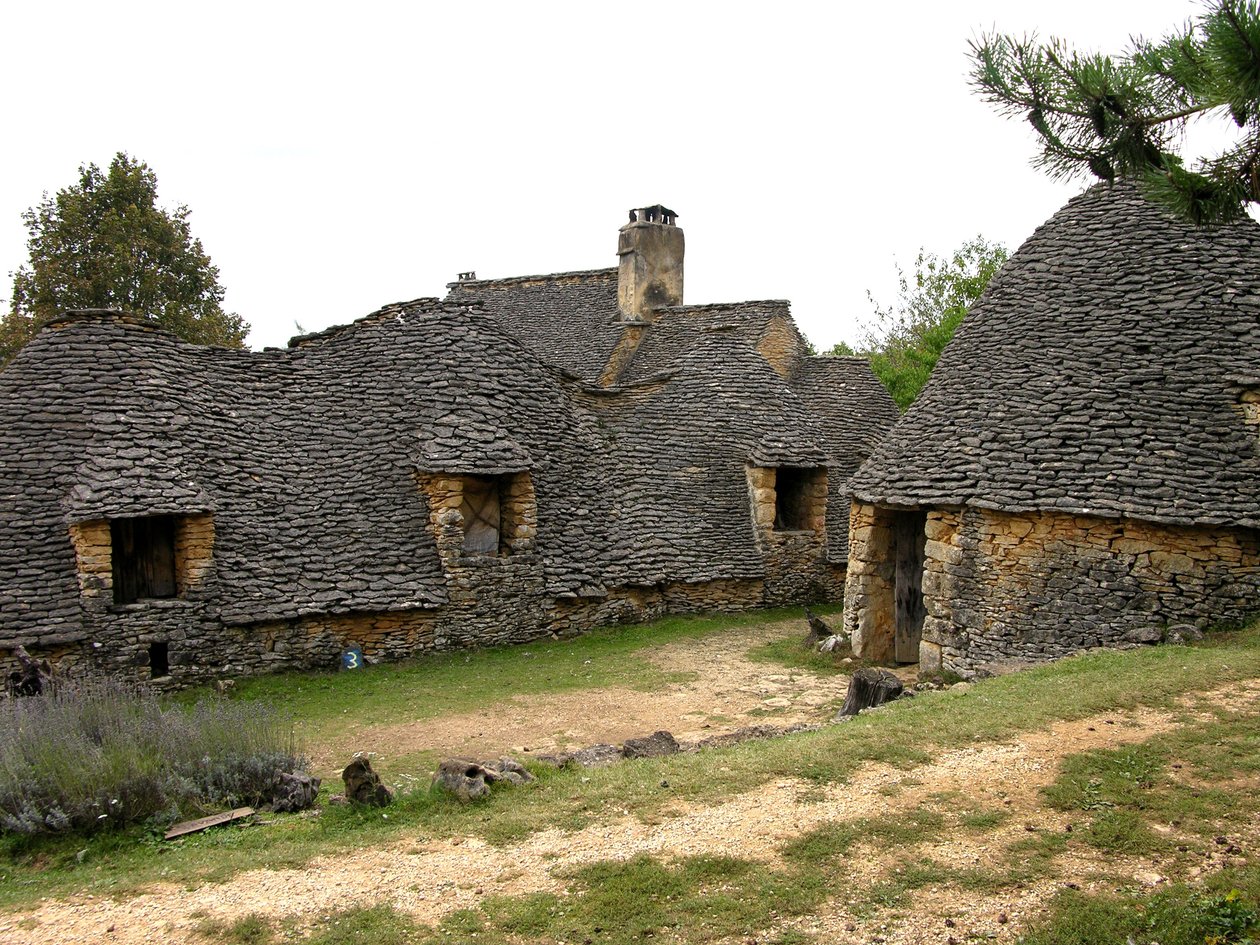 Pohled na Cabanes de Breuil od French School