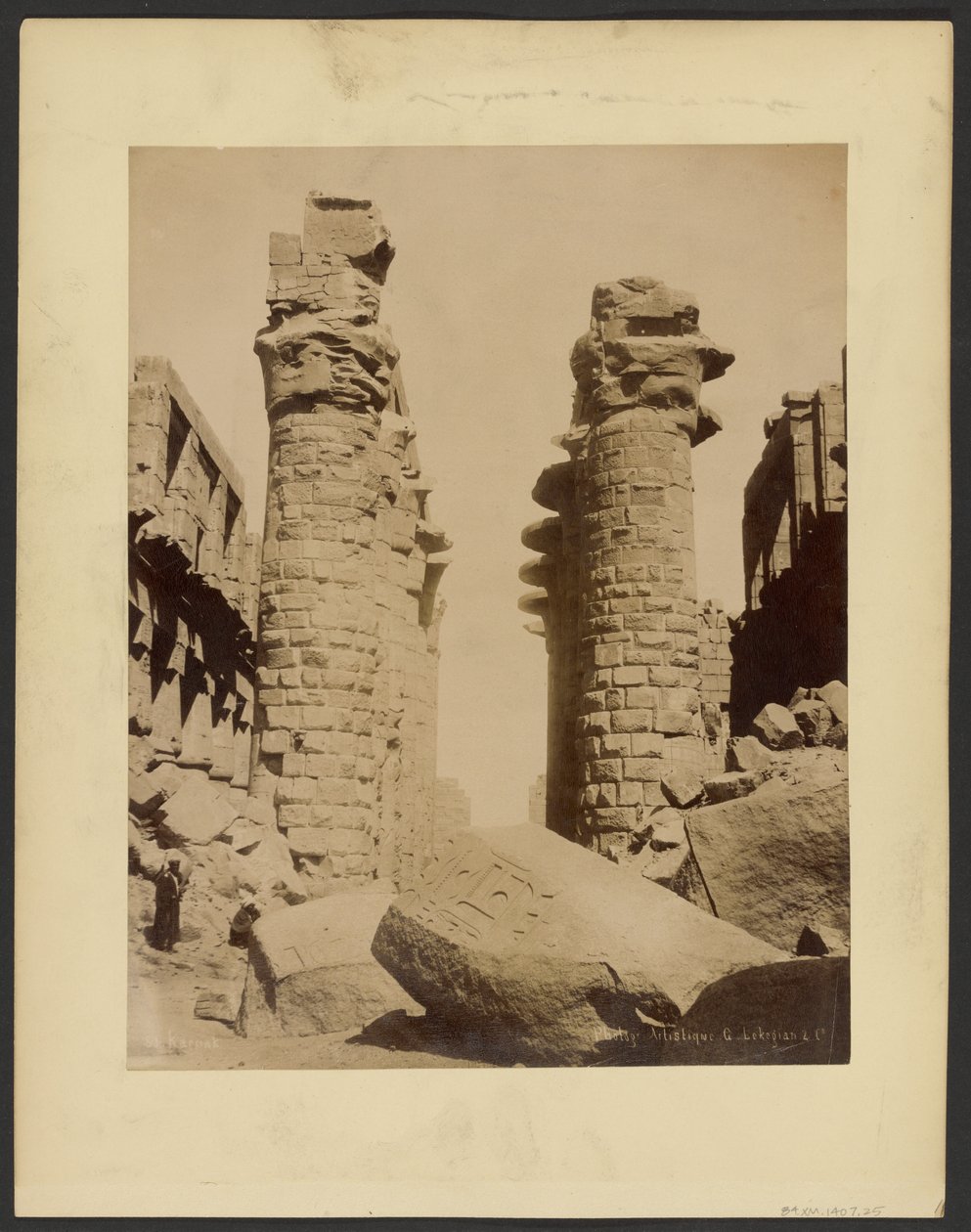 Karnak od G. Lekegian