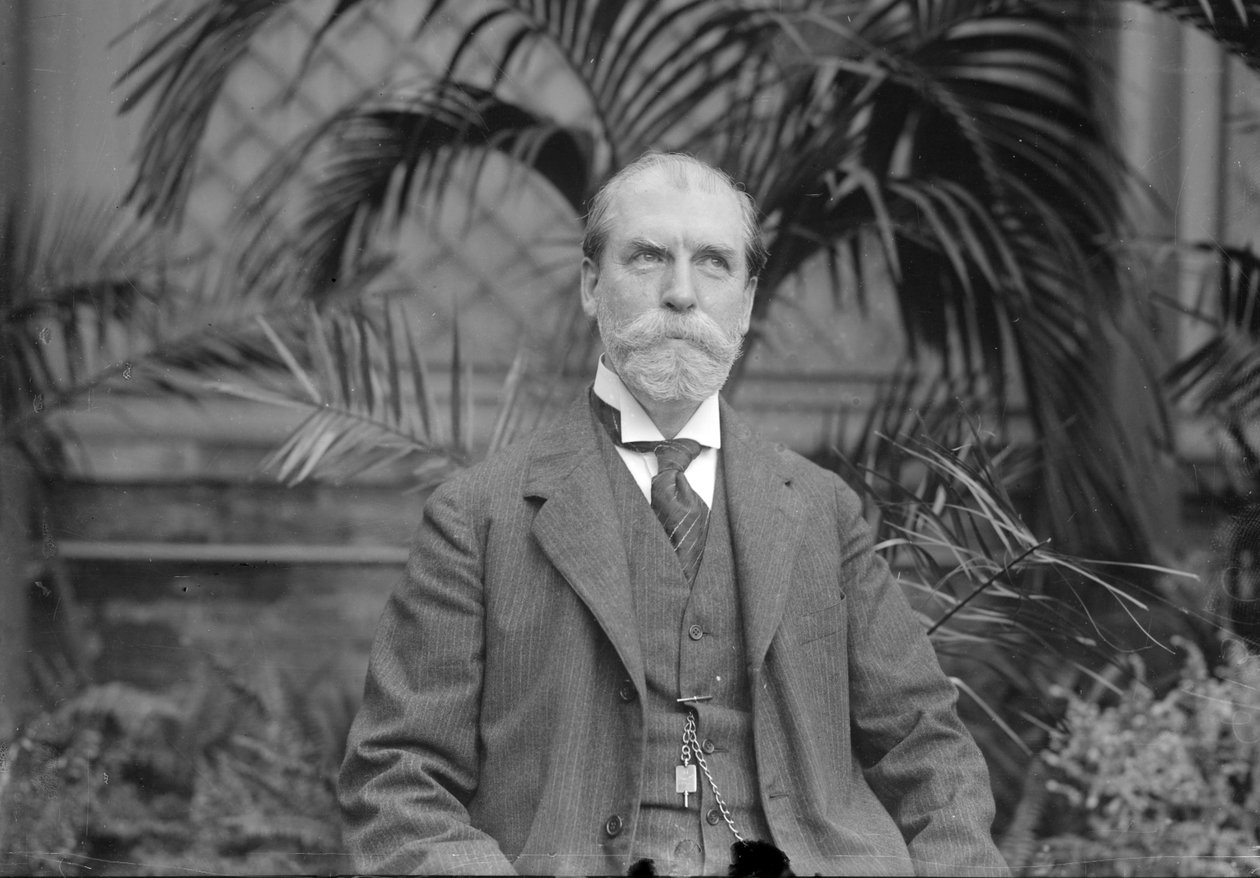 Charles E. Hughes, kolem 1915-20 od George Grantham Bain
