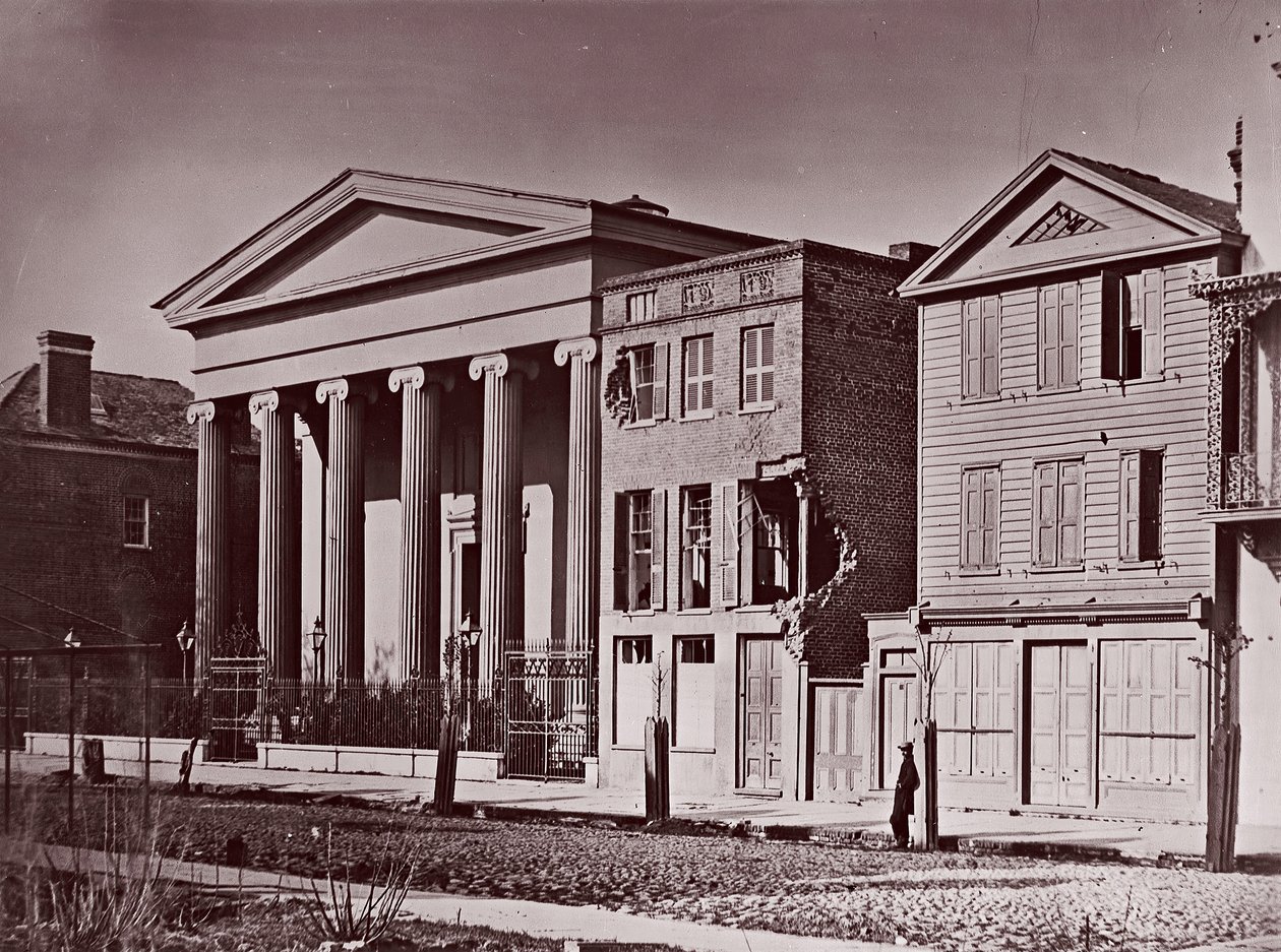 Hibernian Hall, Charleston, ca. 1864. od George N. Barnard