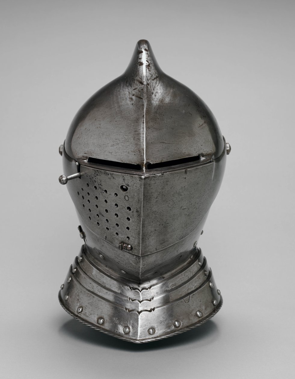 Přilba, cca 1560-80 (ocel) od German School