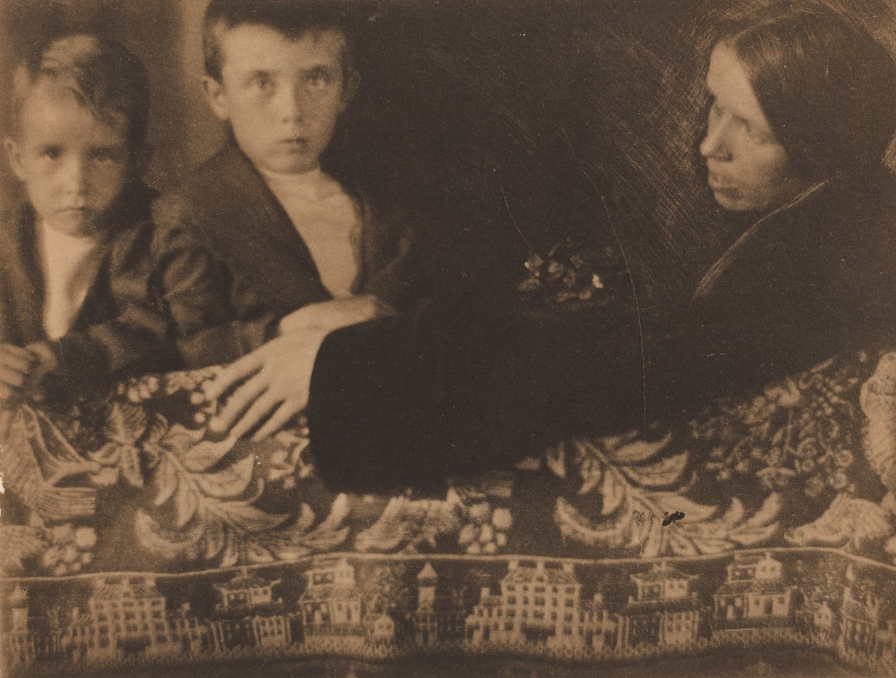 Rodinná skupina (paní White, Maynard & Lewis) od Gertrude Käsebier