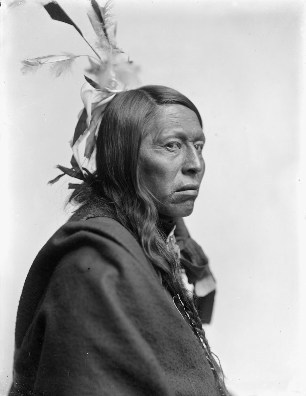 Náčelník Siouxů Flying Hawk, kolem roku 1900 od Gertrude Käsebier