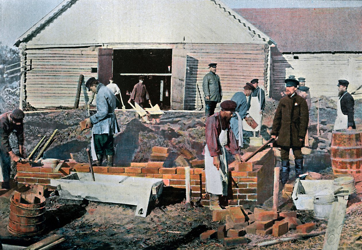 Stavitelé mimo Moskvu, Rusko, c1890 od Gillot