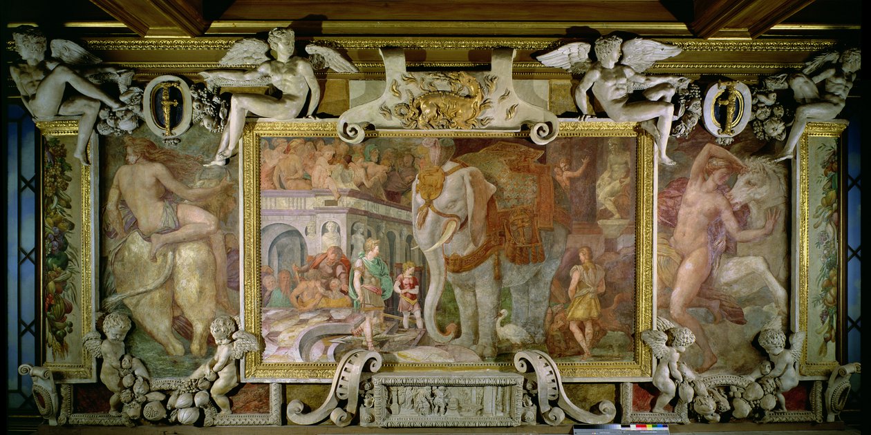 Triumfální slon, alegorická pocta Františku I., detail výzdoby v galerii Františka I., freska a štuky z let 1530-40 od Giovanni Battista Rosso Fiorentino