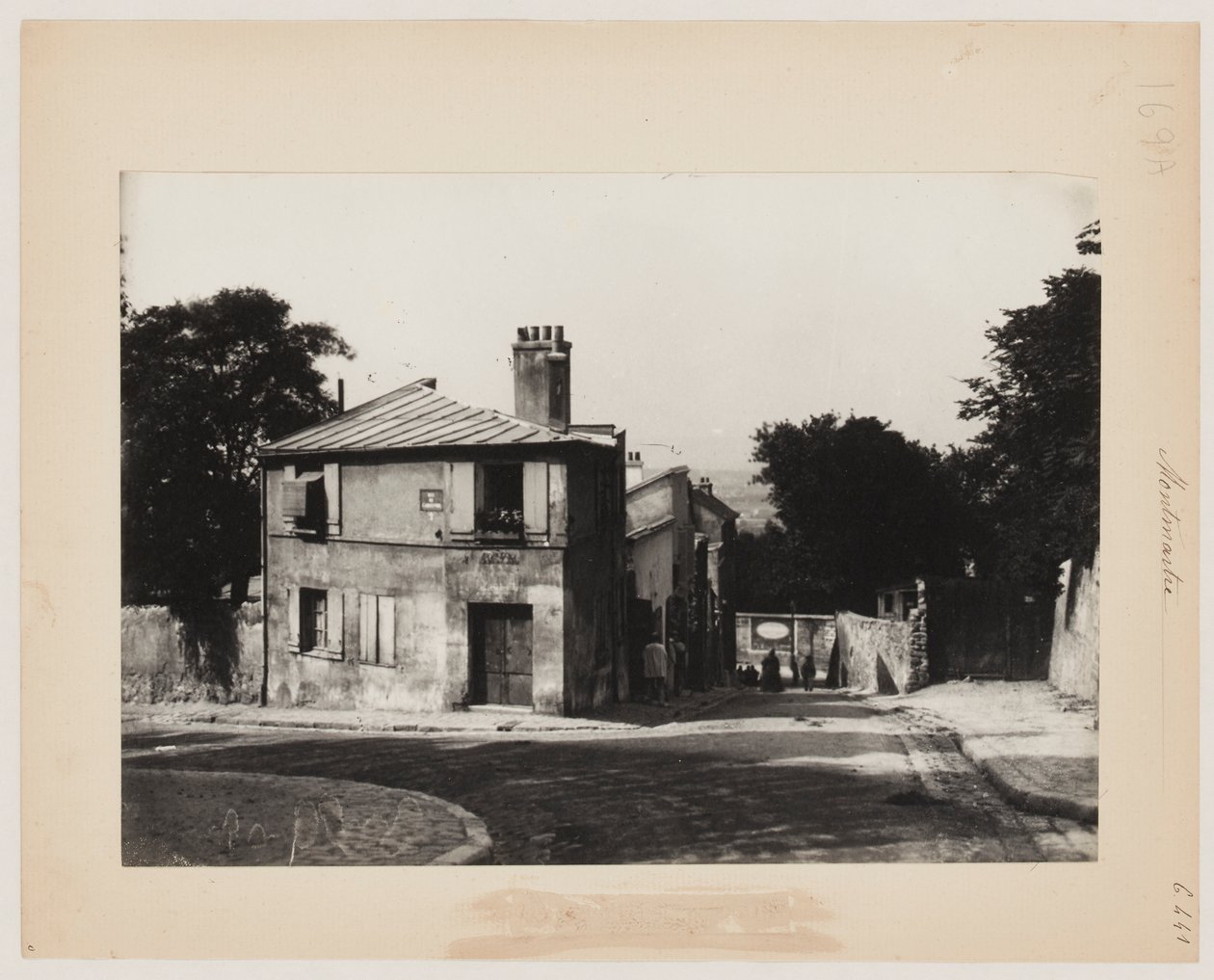 Ulice na Montmartru, Paříž, asi 1890 (foto) od Hippolyte Blancard