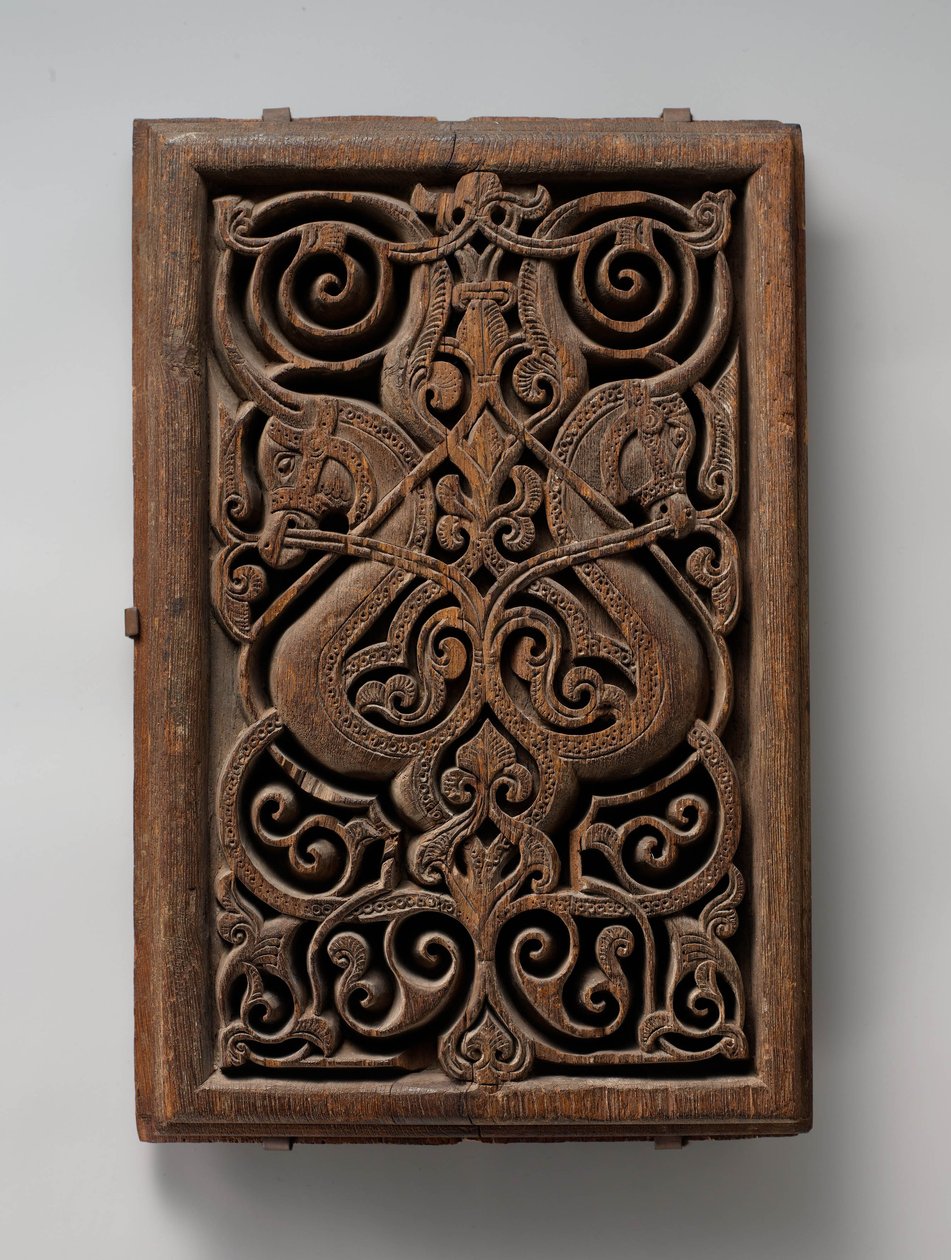 Panel s koňskými hlavami od Islamic School