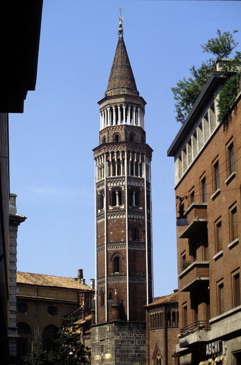 Milán: zvonice San Gottardo. od Italian School