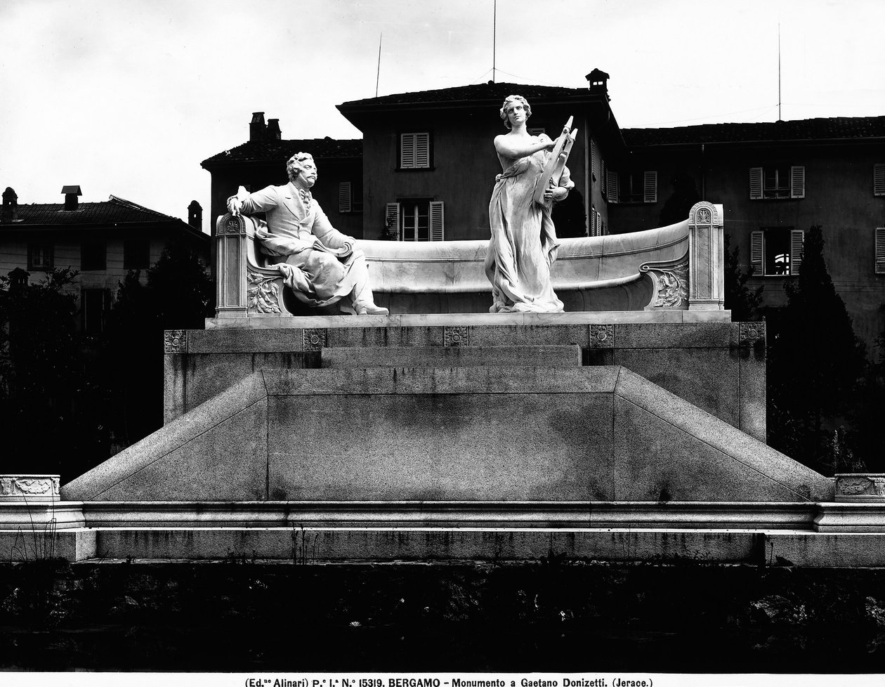 Památník Gaetano Donizetti (mramor) od Italian School