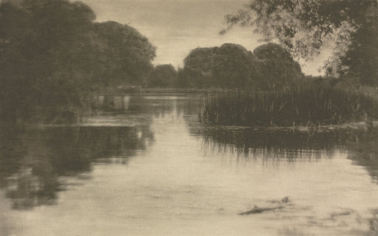 Kameraman: Bolney Backwater od J. Craig Annan