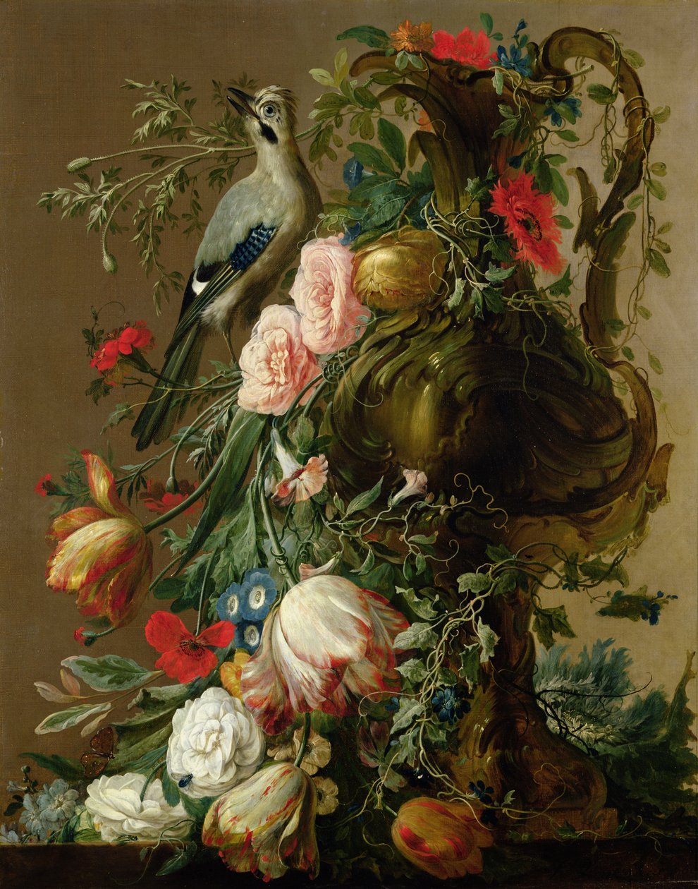 Vyřezávaná kamenná váza s růžemi, auricula, vlčí máky, konvolvulus, se sojkou na římse, 1760 od Jacobes Vonck
