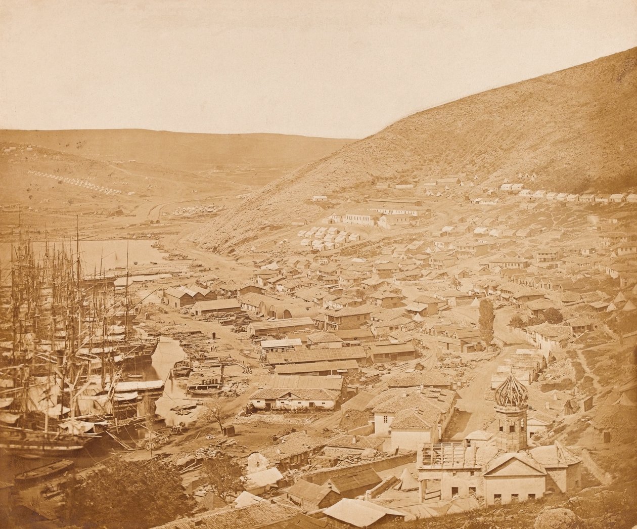 Balaklava při pohledu na sever, 1855 od James Robertson