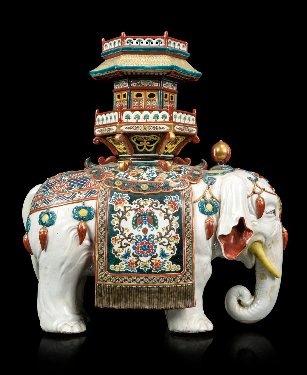 Slon ve stylu Kakiemon od Japanese School