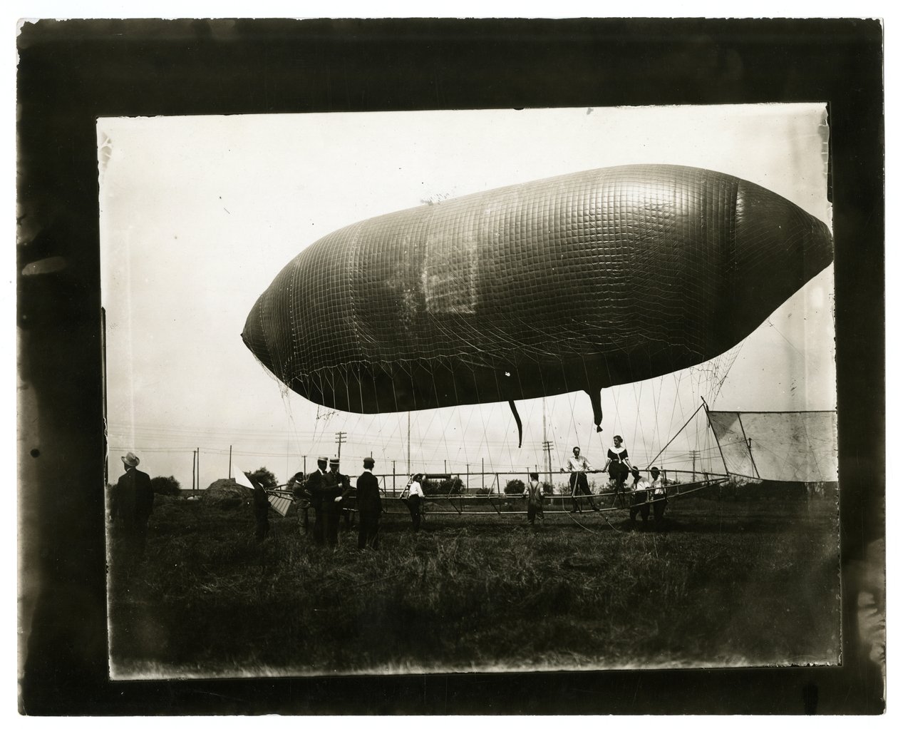 Vzducholoď "California Arrow" od Jessie Tarbox Beals