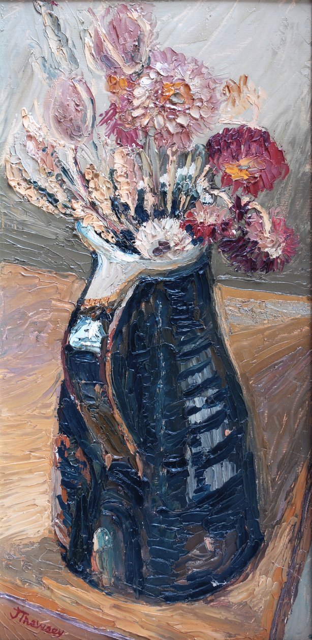 Sušené květiny v Bernard Leach Jug 2000 (olej) od Joan Thewsey