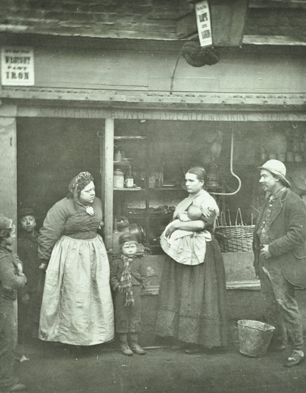 „Trpící povodněmi“, 1877 od John Thomson