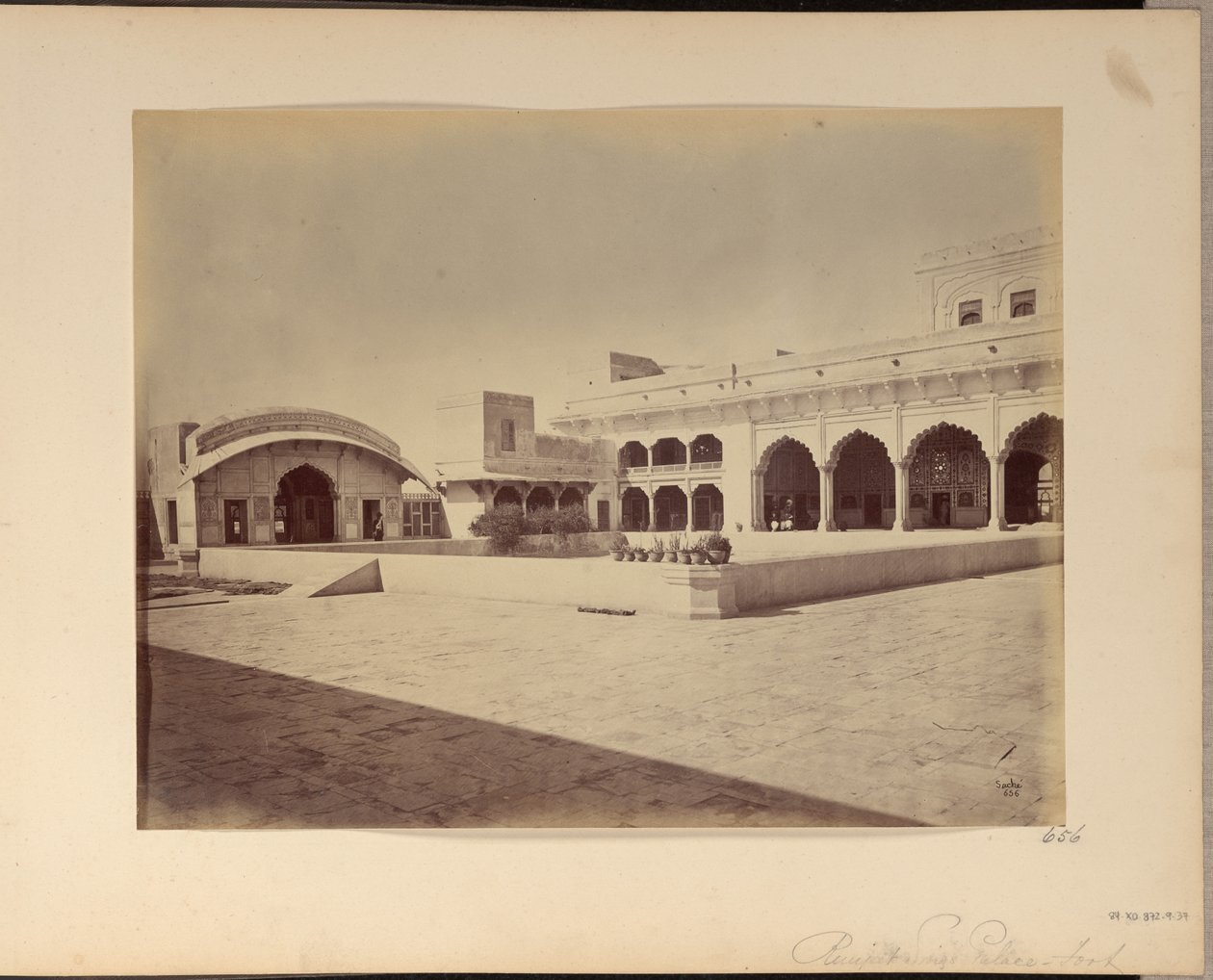 Palác Runjeet Sing - pevnost od John Edward Saché