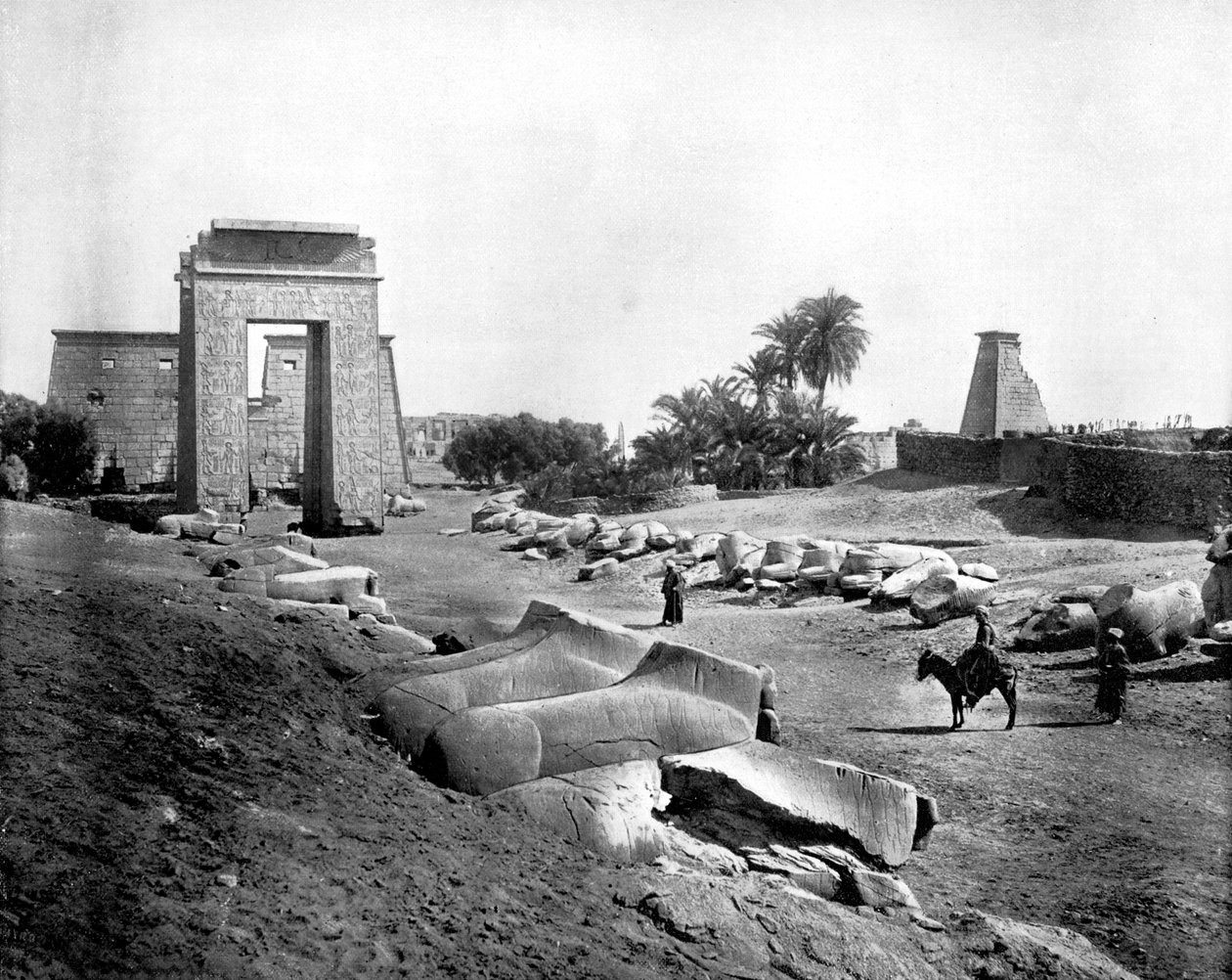 Avenue of Sphinxes, Karnak, Egypt, 1893. od John L. Stoddard