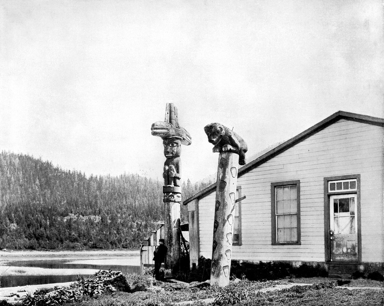 Totem Poles, Aljaška, USA, 1893. od John L. Stoddard