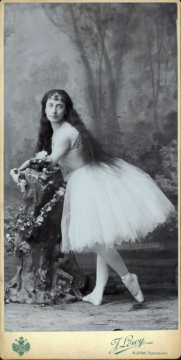 Luigia Cerale jako Giselle, c. 1880. od Josef Löwy