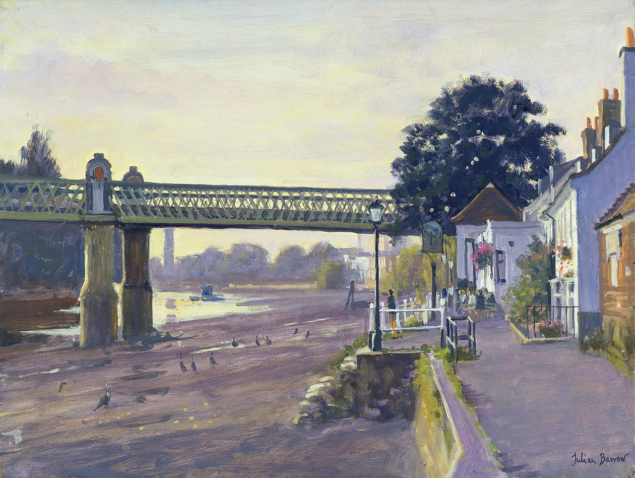 Strand on the Green od Julian Barrow