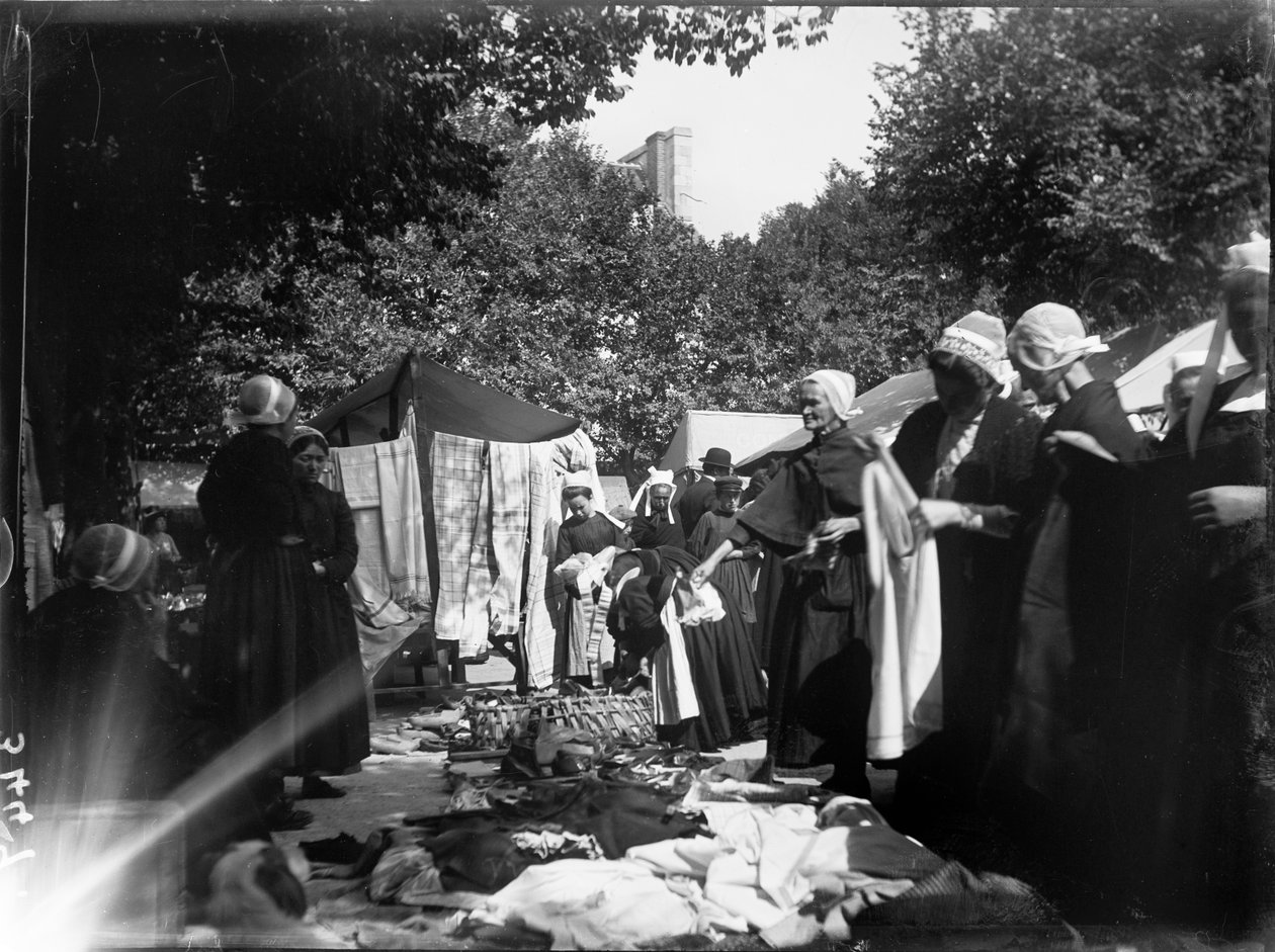 Concarneau, Bretaň, Francie, 20.8.1913 (černobílá fotografie) od Katherine Jean Macfee