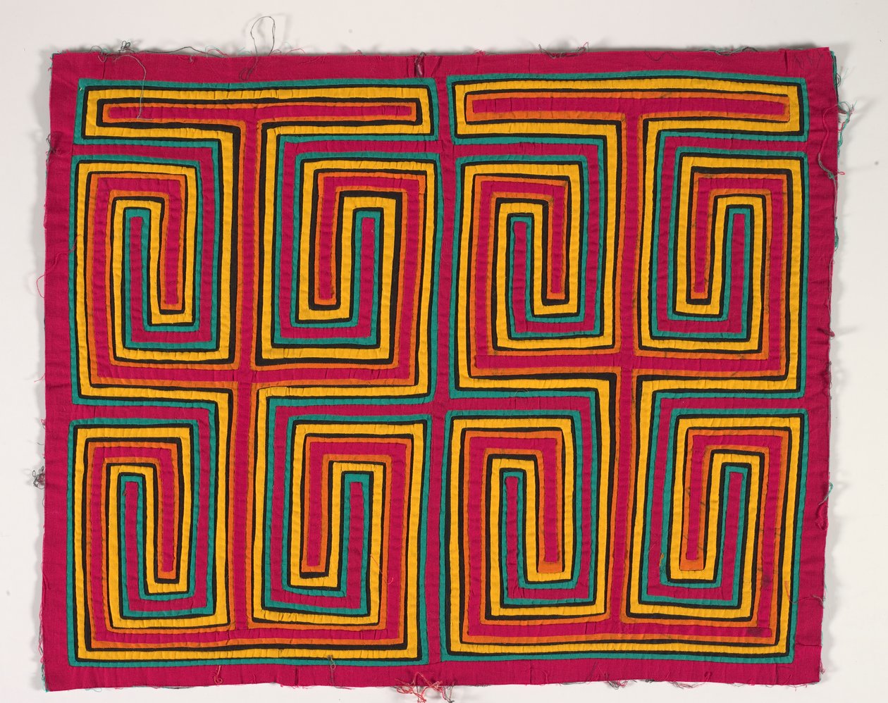 Shirt Panel (mola), cca 1950 (aplikovaná bavlna) od Kuna Indian Culture