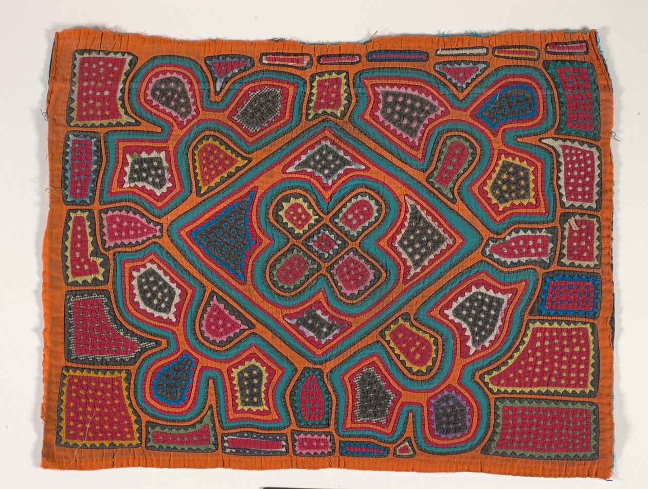 Shirt Panel (mola), cca 1950 (aplikovaná bavlna) od Kuna Indian Culture