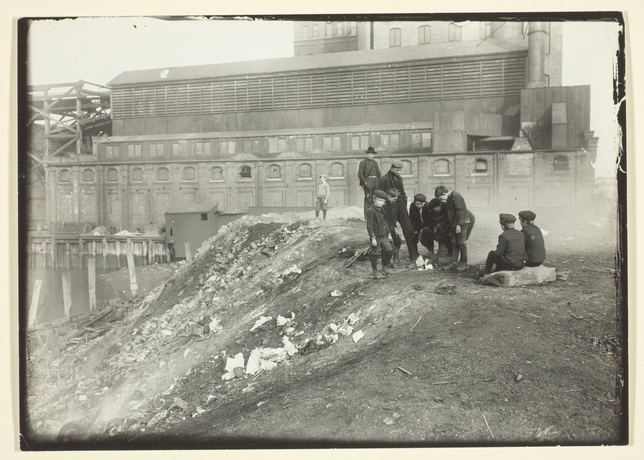 Gang Rendevous, Yonkers od Lewis Wickes Hine