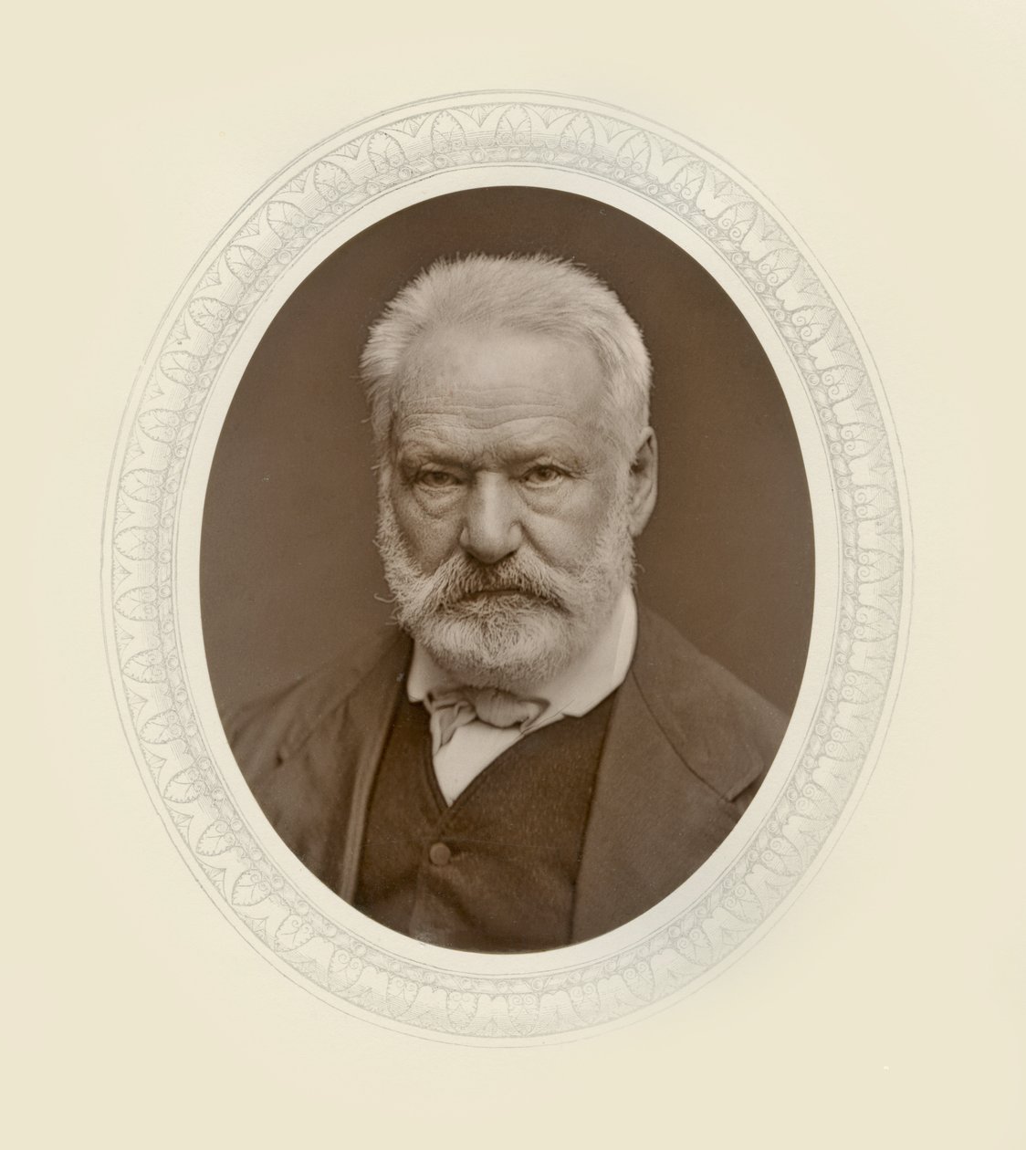 Viktor Hugo od Lock and Whitfield