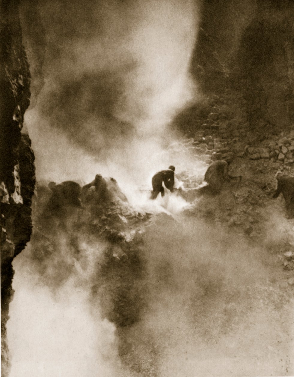 U hrobky Tutanchamona, 1916 (hlubotisk) od Lord George Carnarvon