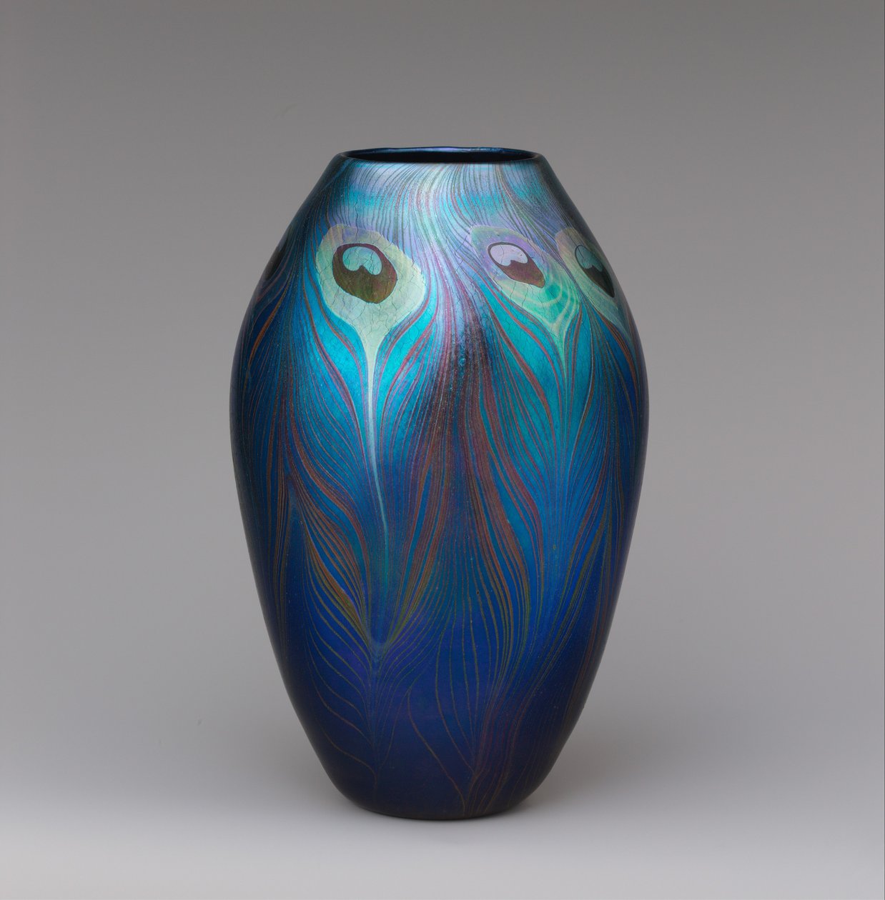Váza, cca 1900 (favrile sklo) od Louis Comfort Tiffany