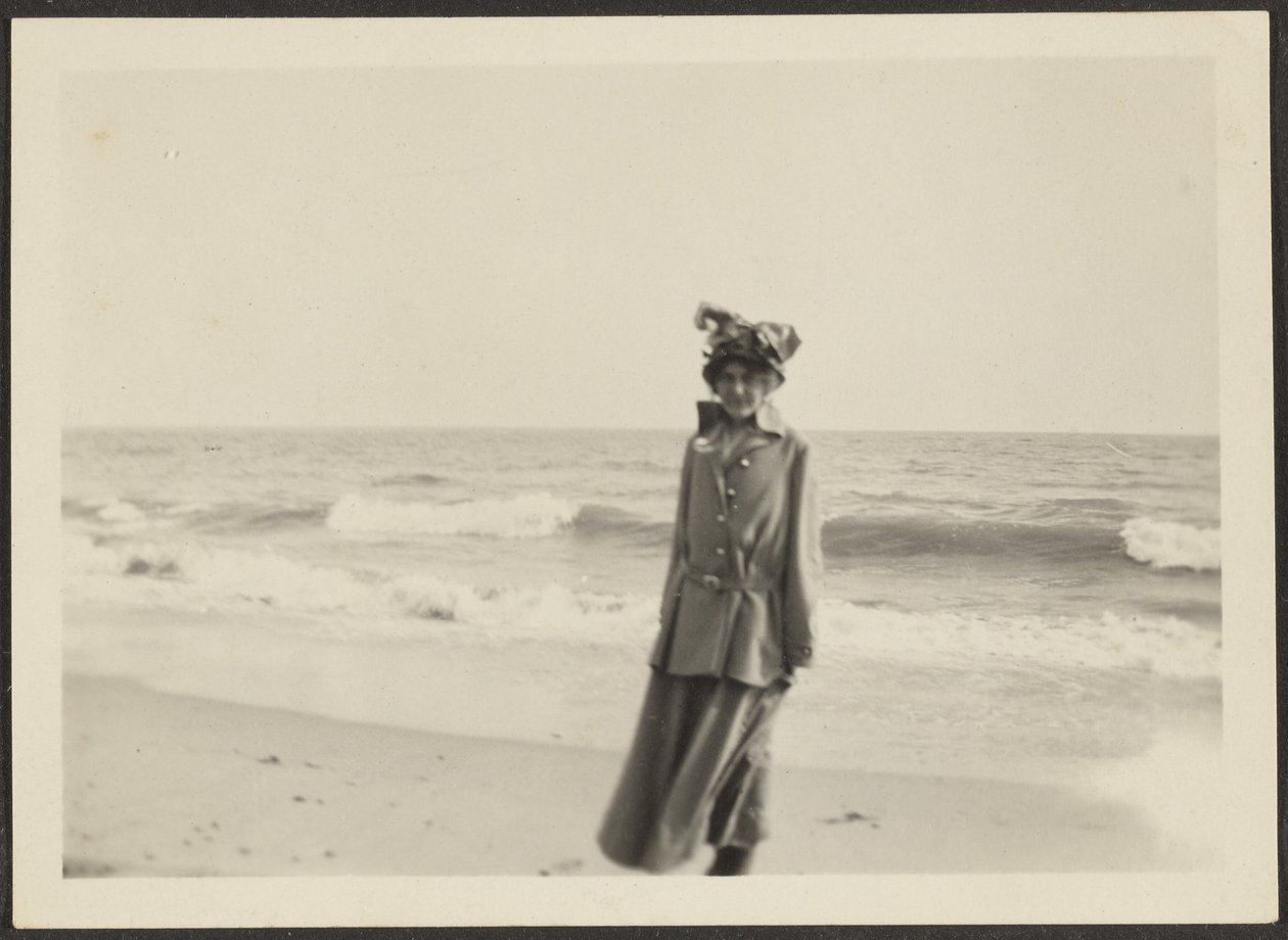 [Florence at the Deach] od Louis Fleckenstein