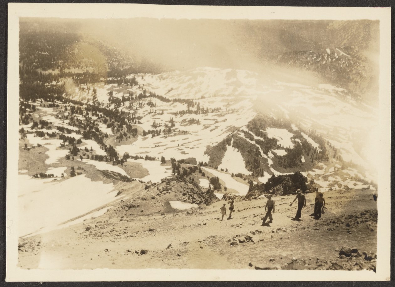 [Hikers from Above] od Louis Fleckenstein