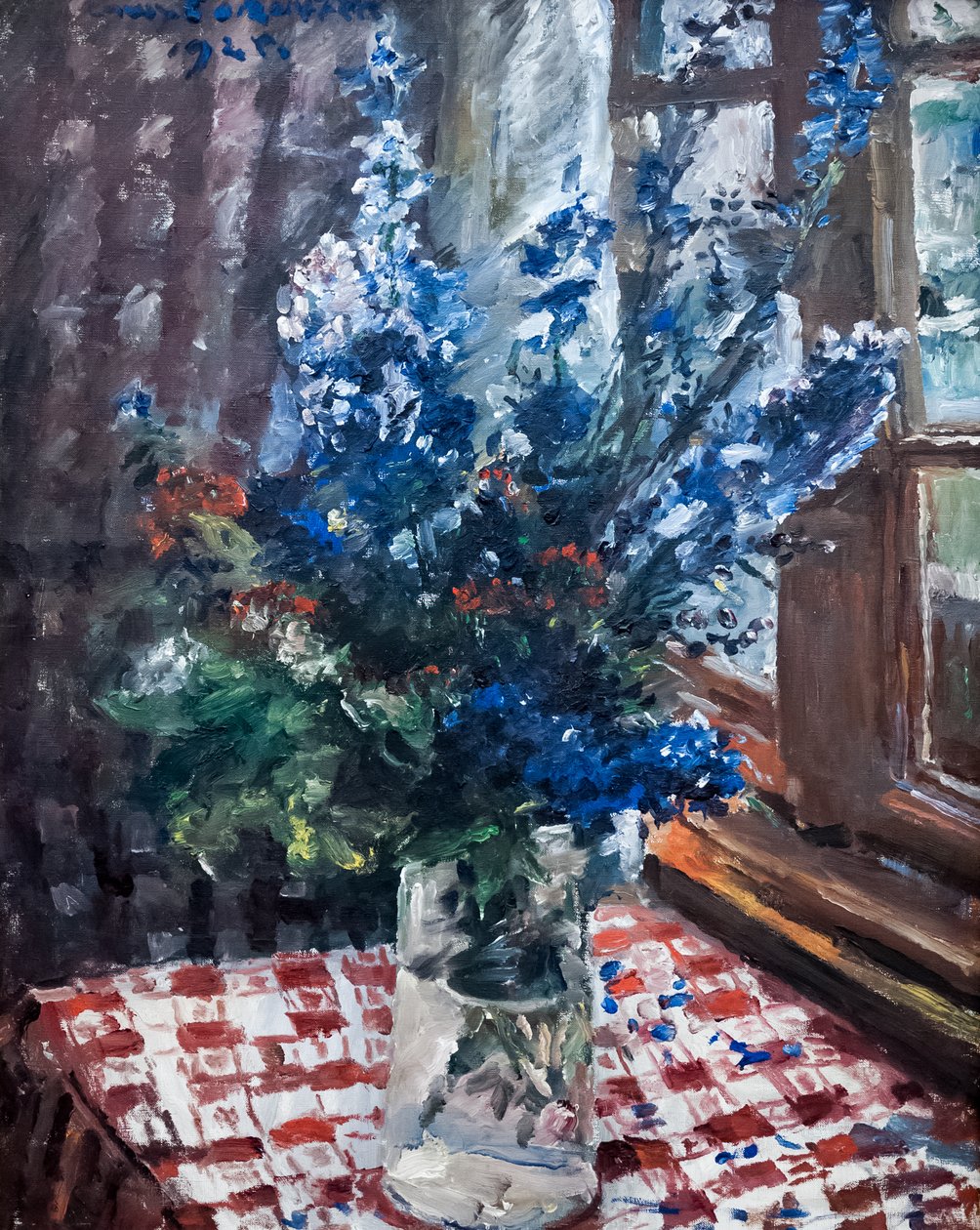 Delphiniums od Lovis Corinth