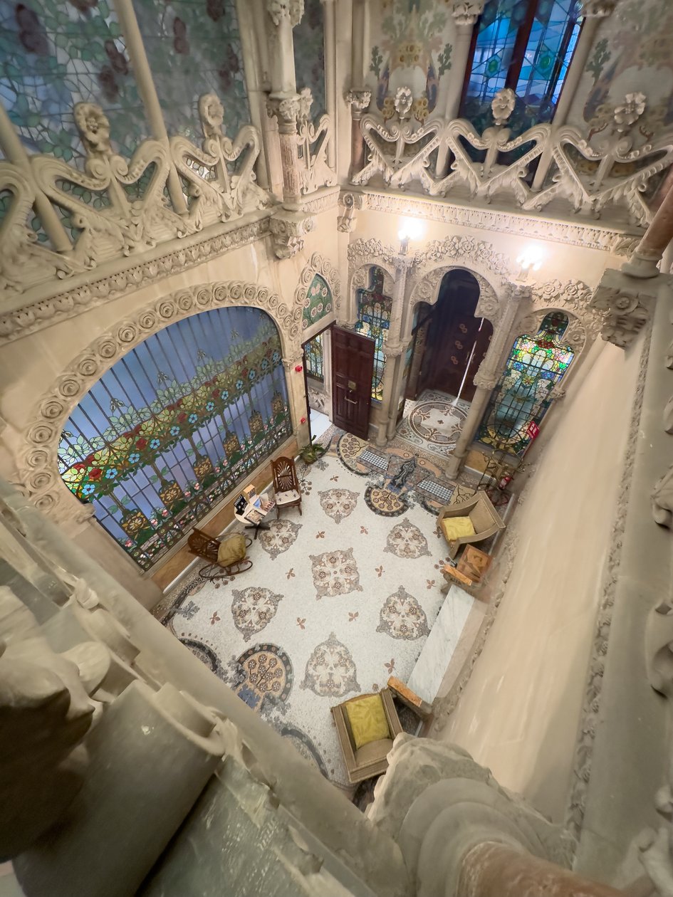 Hala, Casa Navas od Luis Domenech i Montaner