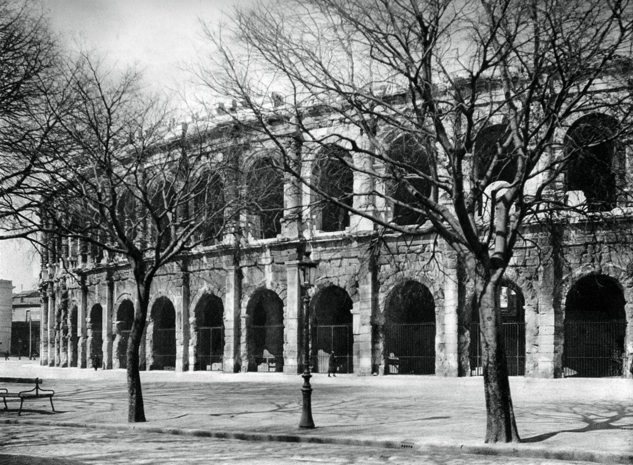 Římská aréna, Nimes, Provence, Francie, 1937 od Martin Hurlimann