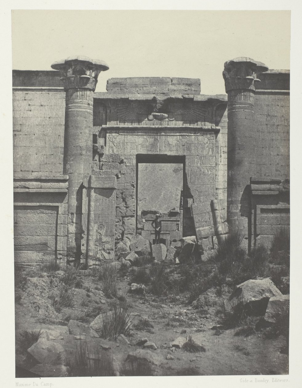 Medinet-Habou, Propylaea z Thutmosea; Thebes od Maxime Du Camp
