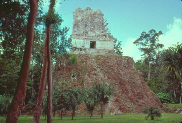 Chrám II, Tikal od Mayan