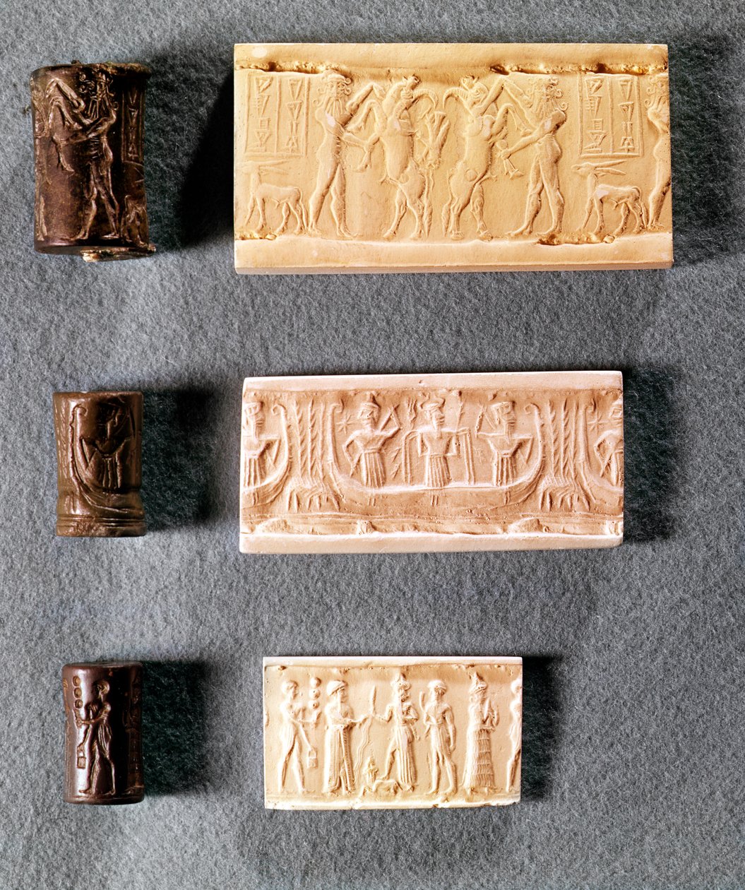 Tříválcové pečeti s otisky, 1. tisíciletí př. n. l. (kov a sádra) od Mesopotamian