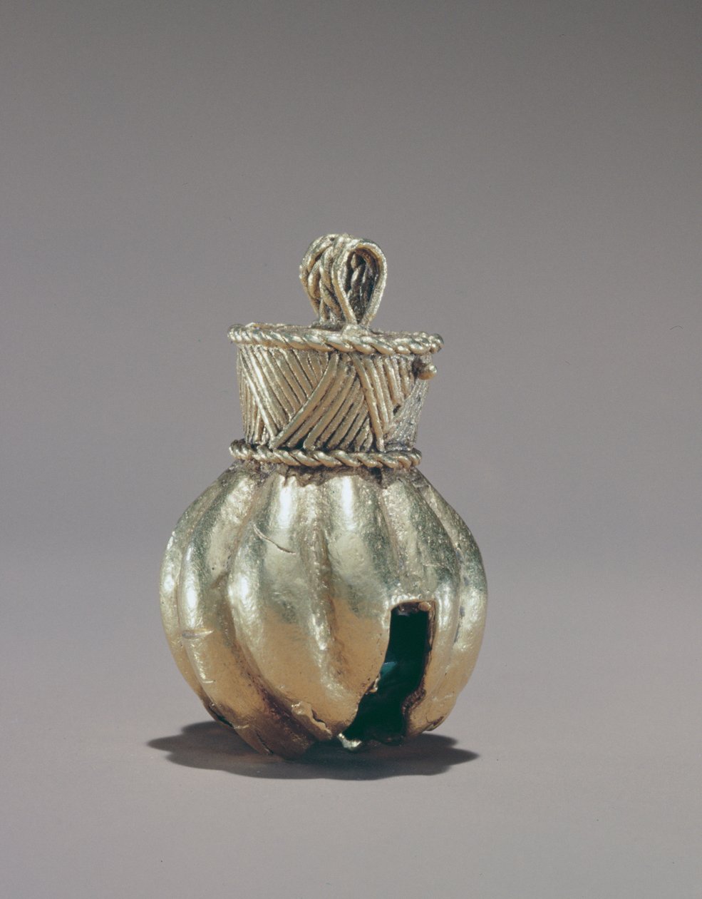 Bell, cca 1500 (zlato) od Mixtec