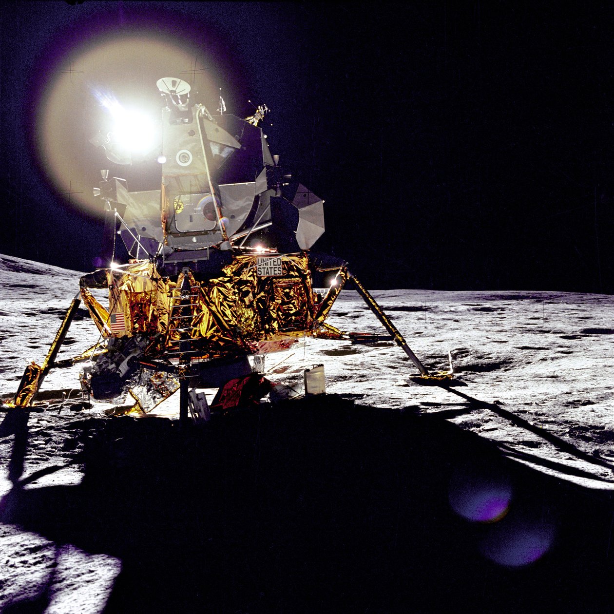 Apollo 14 - NASA, 1971. od NASA Images