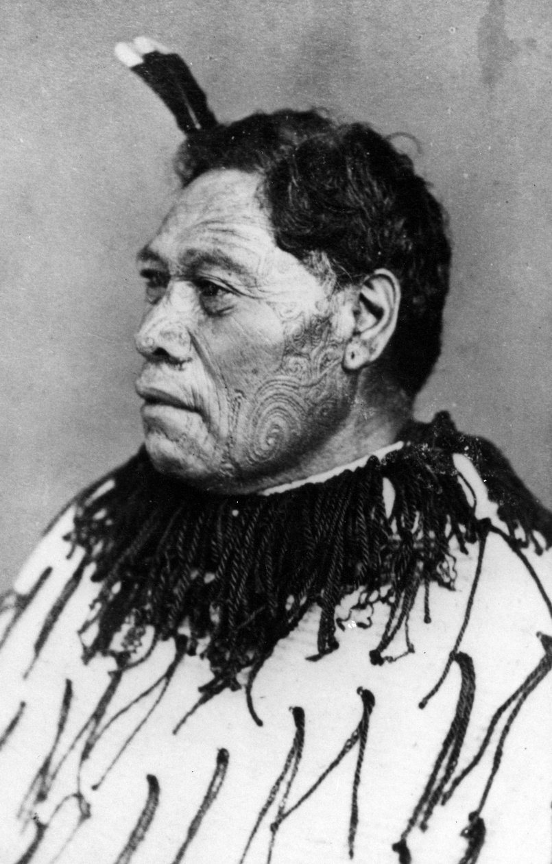 Portrét maorského muže před rokem 1880 od New Zealander Photographer