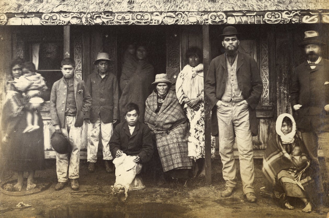 Uprchlíci z Te Wairoa a další, 1886 (tisk alba) od New Zealander Photographer