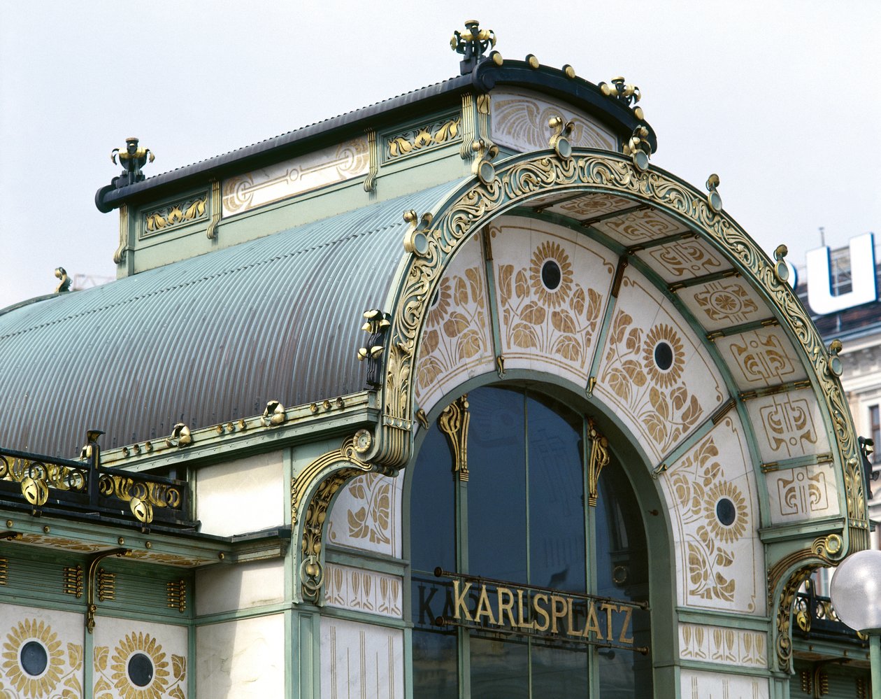 Pavilon Otto Wagnera na náměstí Karlsplatz od Otto Wagner