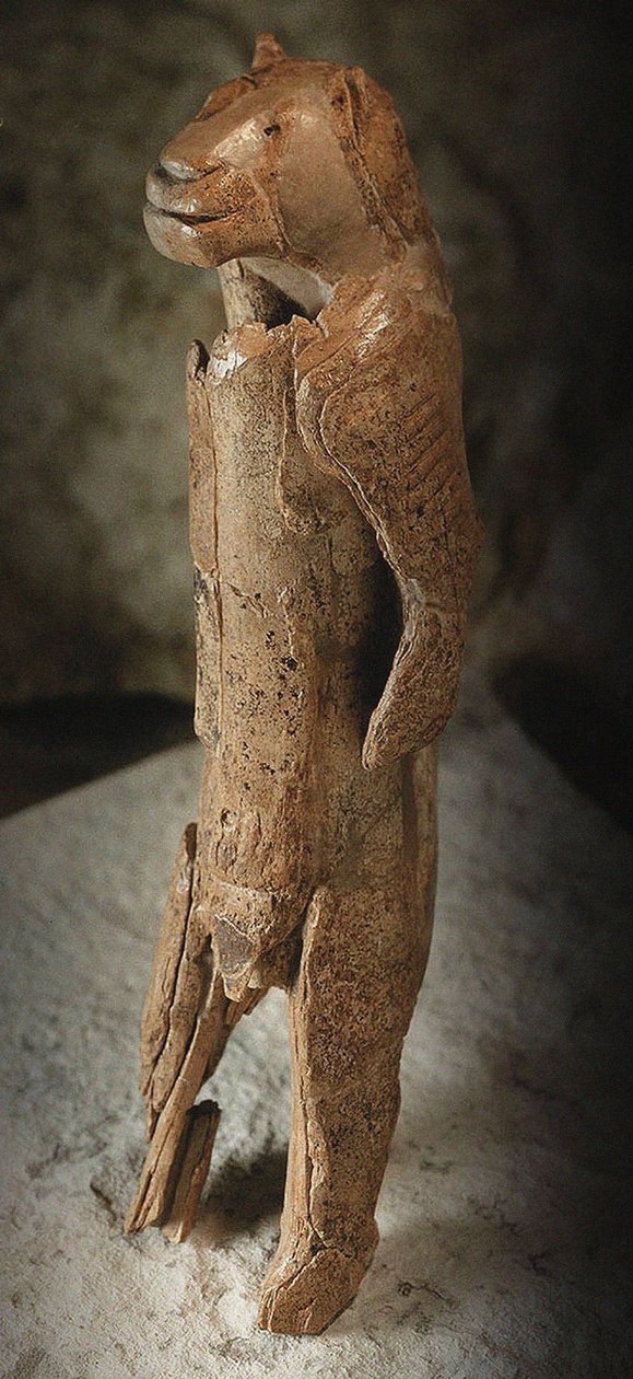 Lví muž, kultura aurignacienu (mamutí slonovina) od Paleolithic