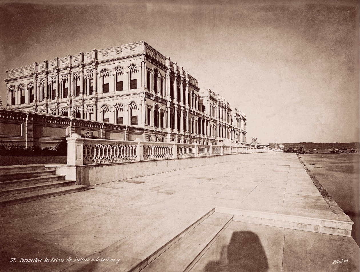 Palác anraan od J. Pascal Sebah